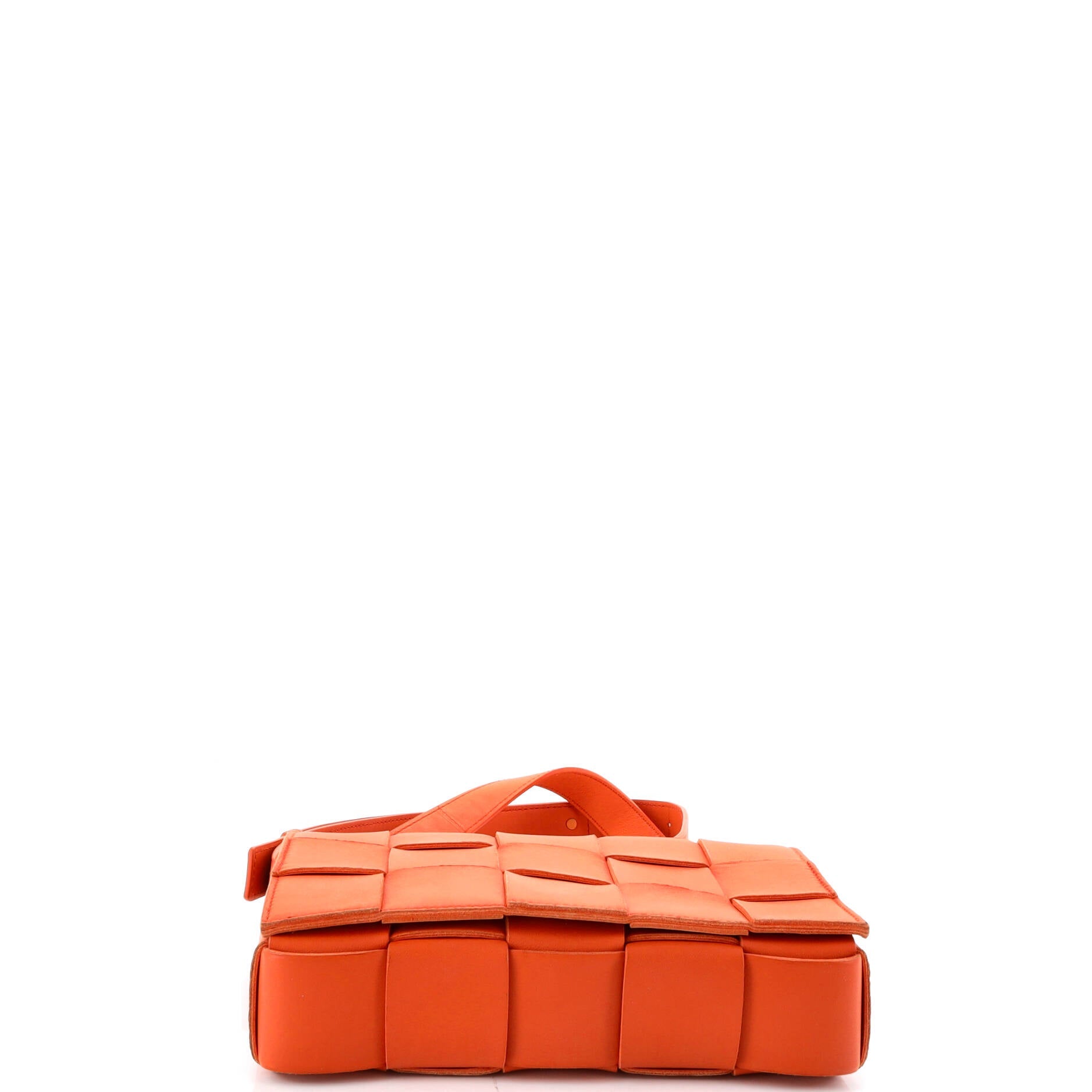 Cassette Crossbody Bag Maxi Intrecciato Leather Small