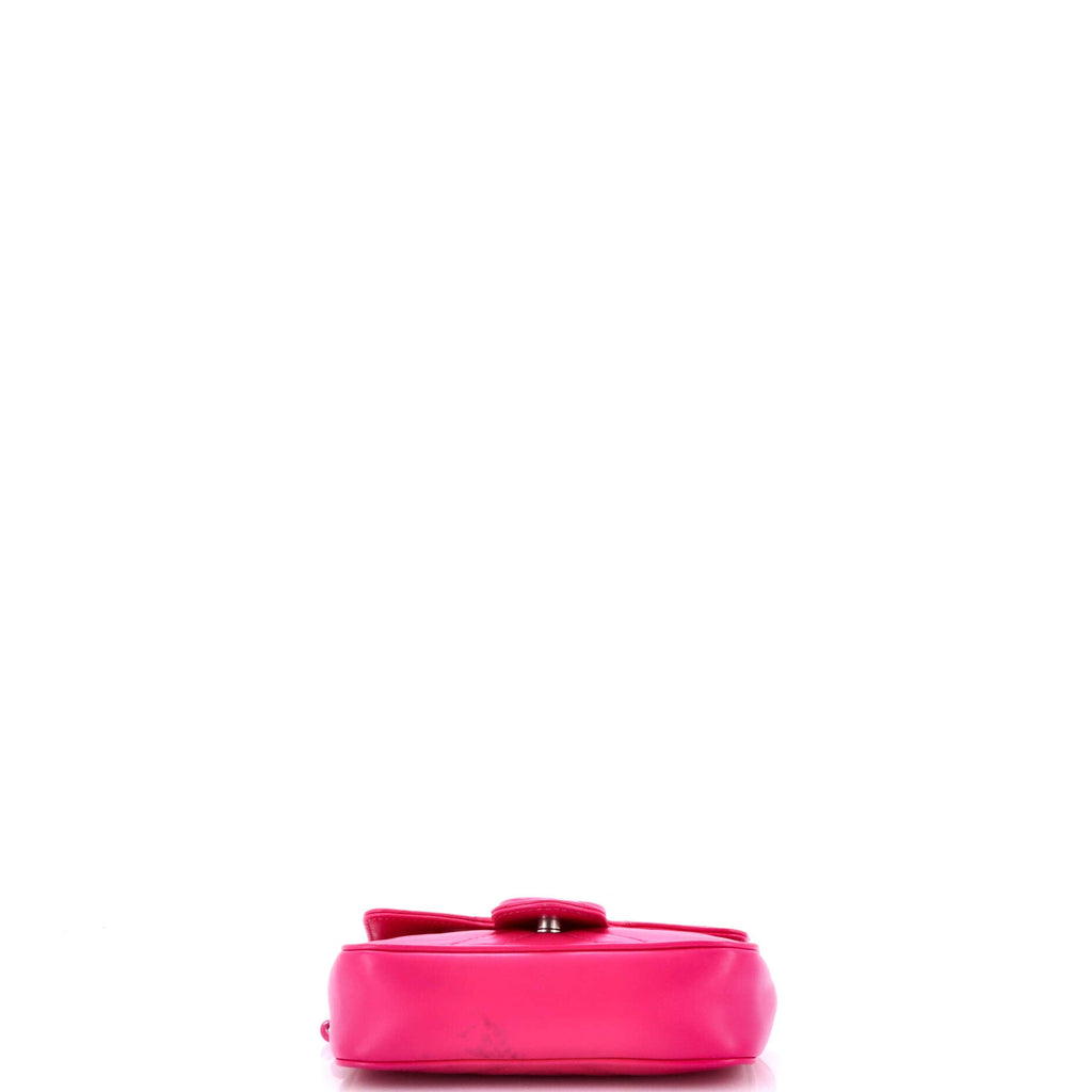 GG Marmont Monochrome Flap Bag Matelasse Leather Super Mini
