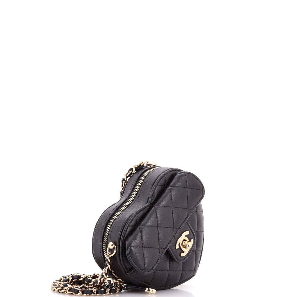CC in Love Heart Clutch with Chain Quilted Lambskin