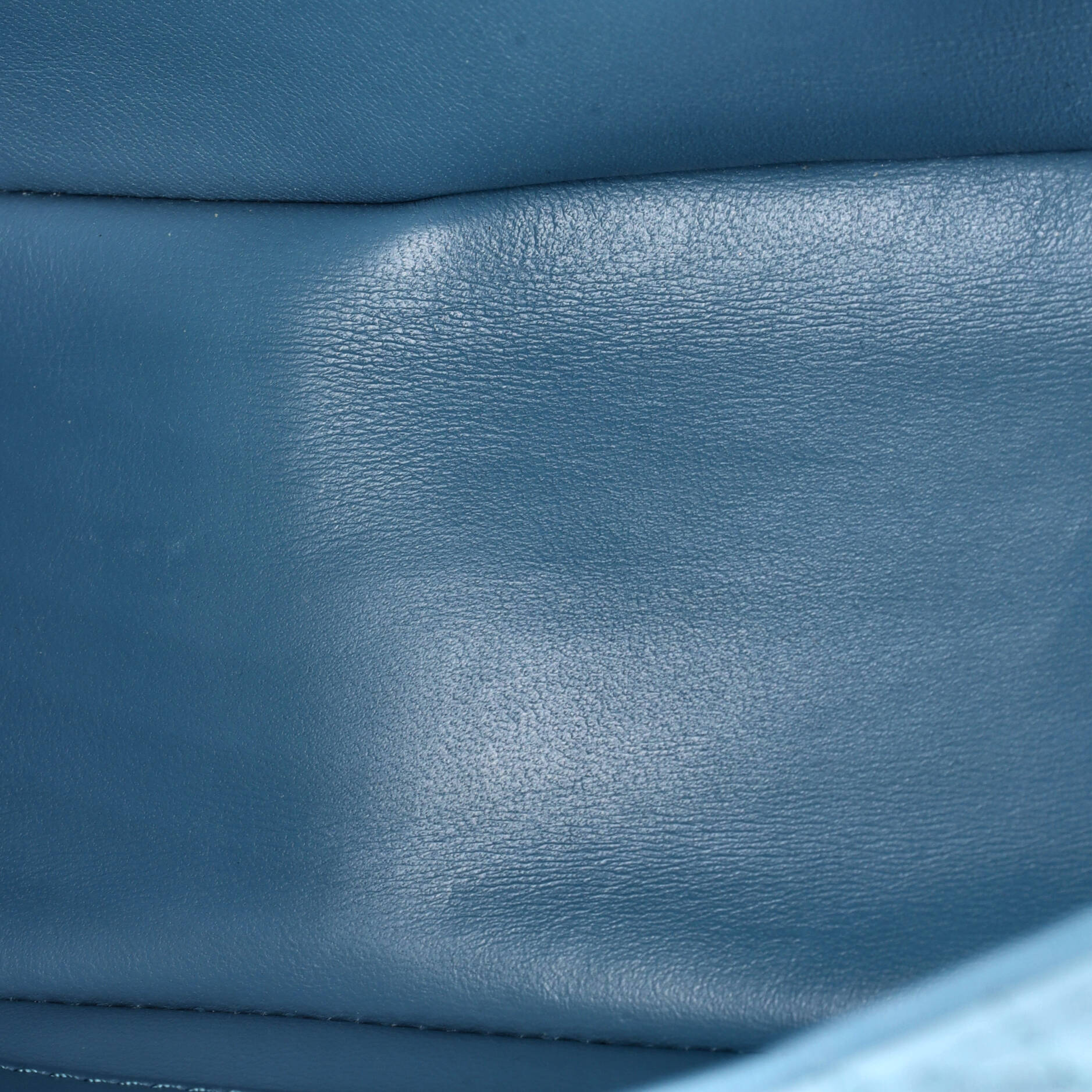Caro Bag Cannage Quilt Calfskin Medium