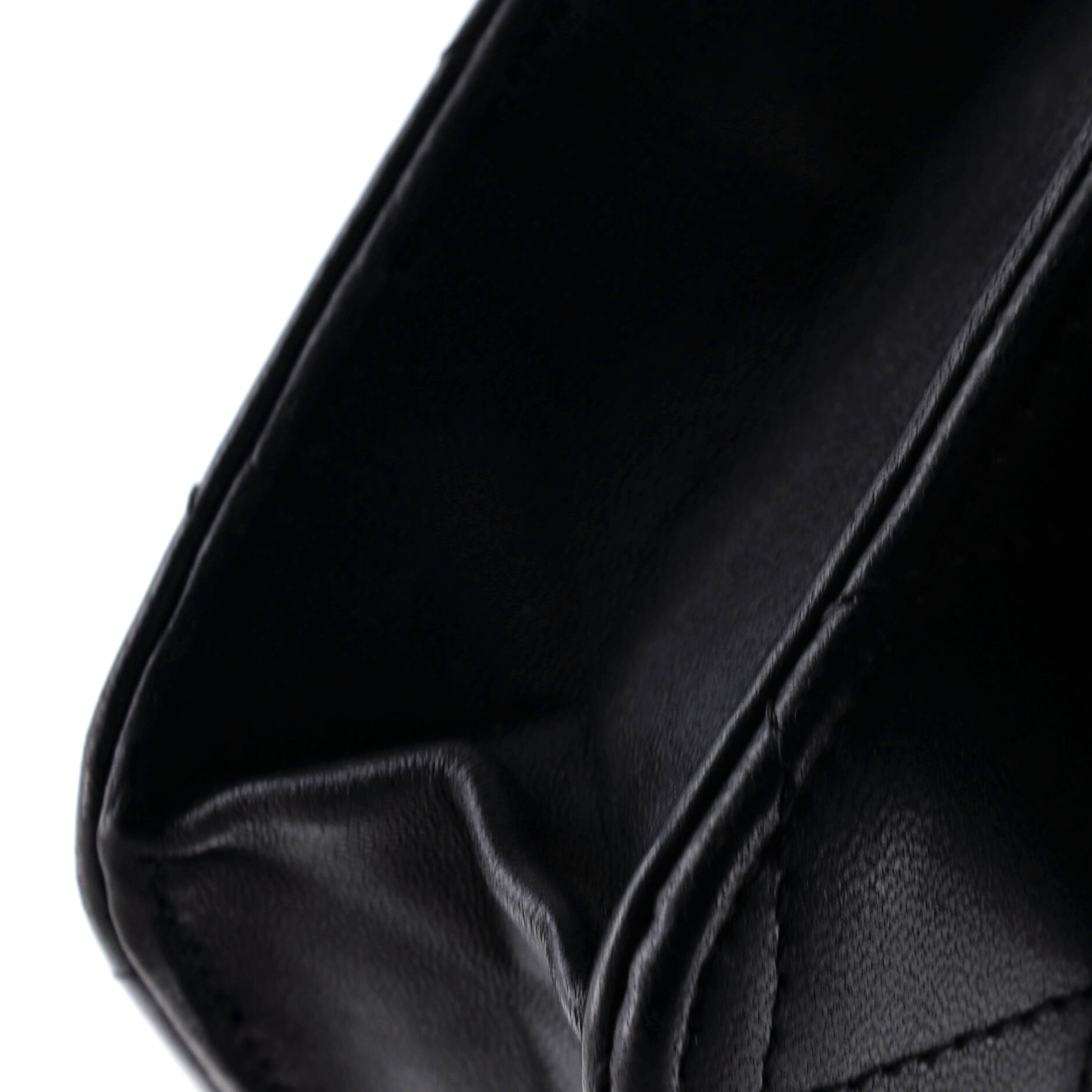 Wallet on Chain Quilted Lambskin