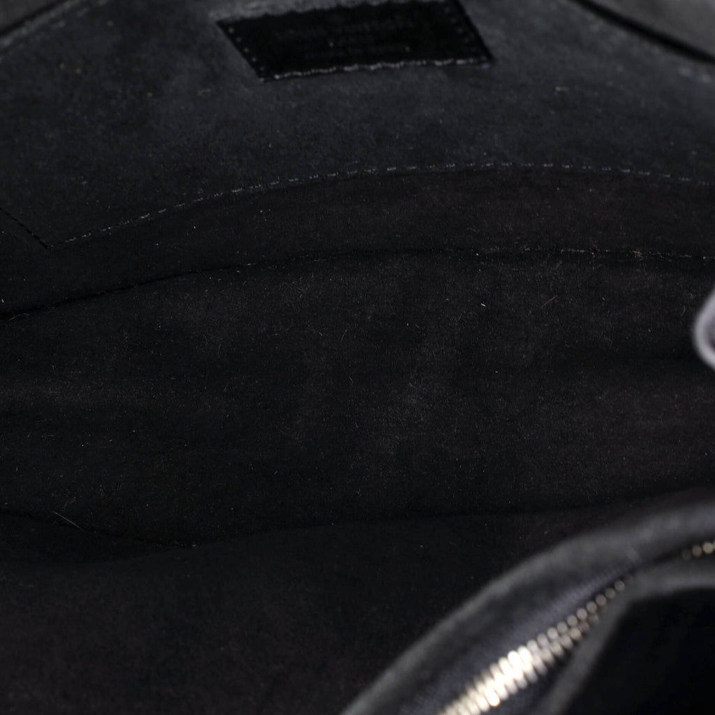 Dauphine Shoulder Bag Reverse Monogram Giant MM