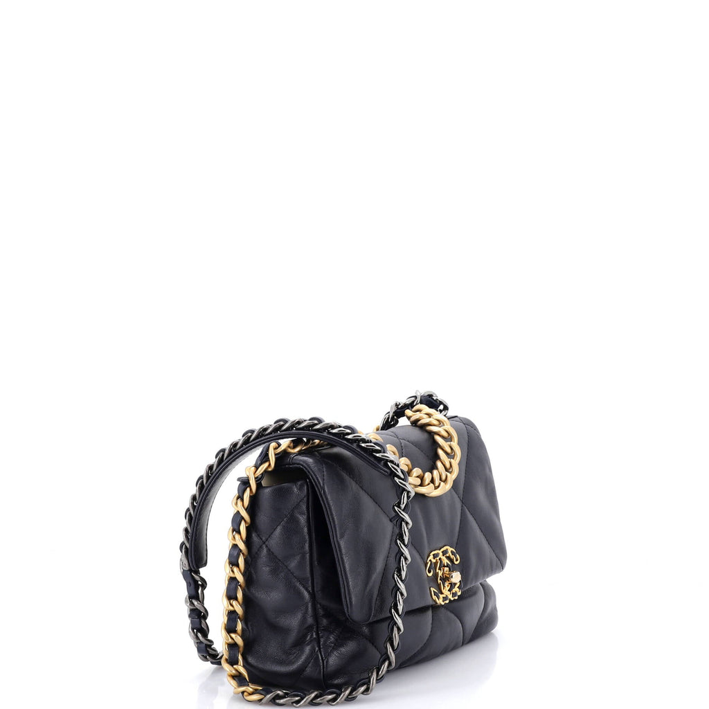 19 Flap Bag Quilted Leather Medium