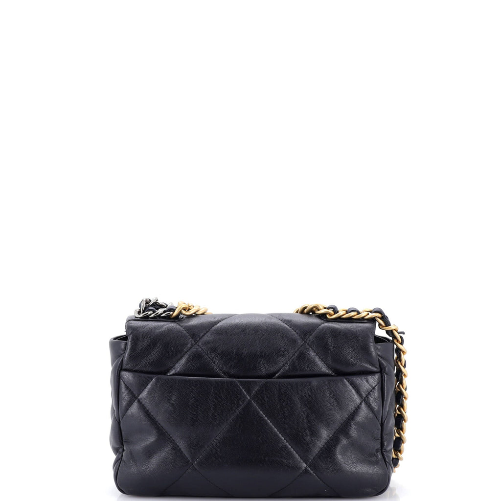 19 Flap Bag Quilted Leather Medium