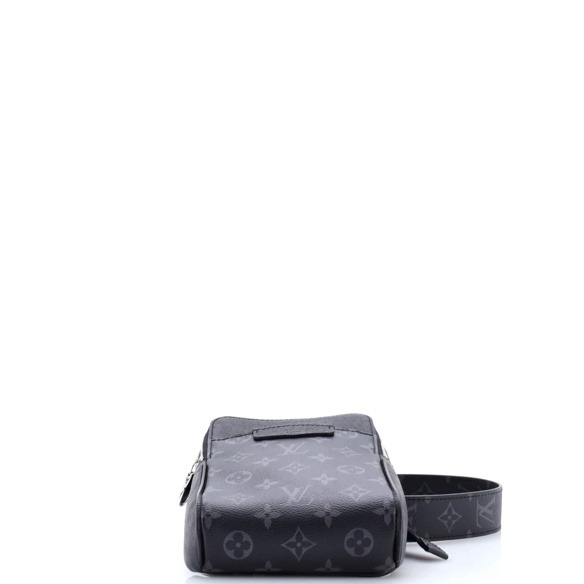 Outdoor Slingbag Monogram Taigarama