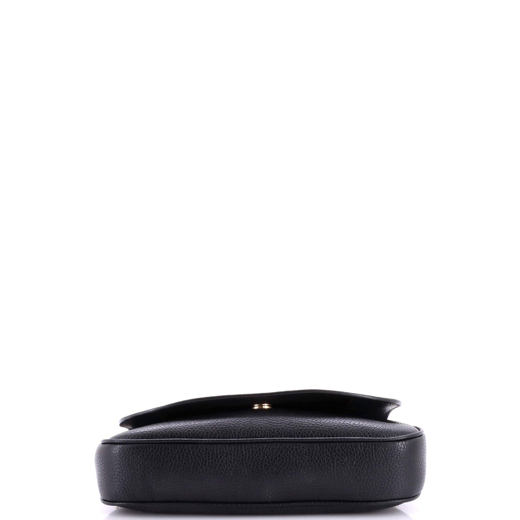 Soho Chain Crossbody Bag Leather Medium