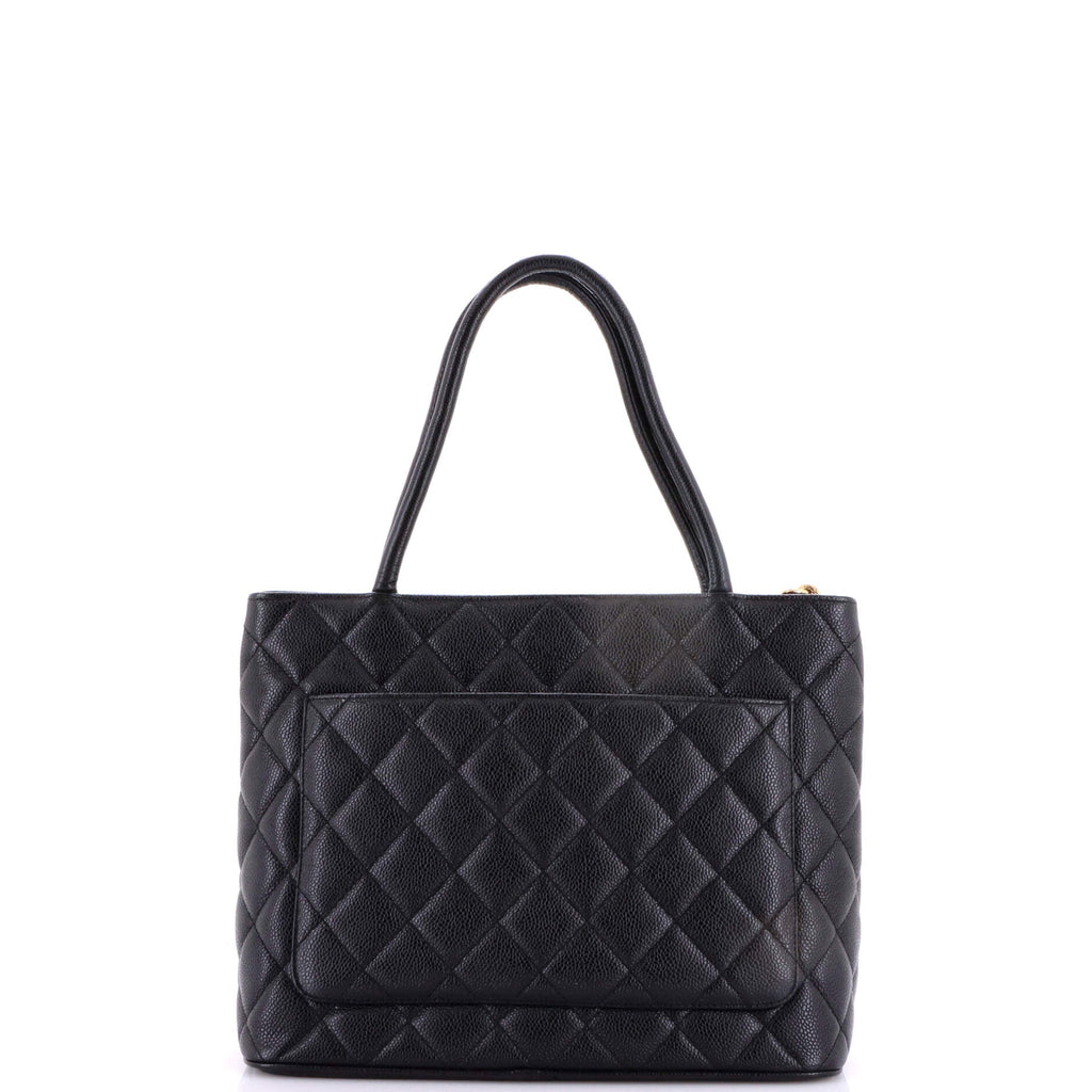 Medallion Tote Quilted Caviar