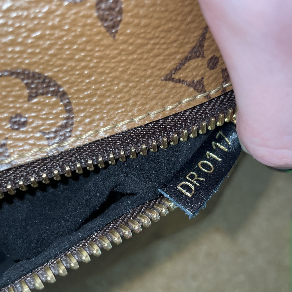 Pochette Metis Reverse Monogram Canvas