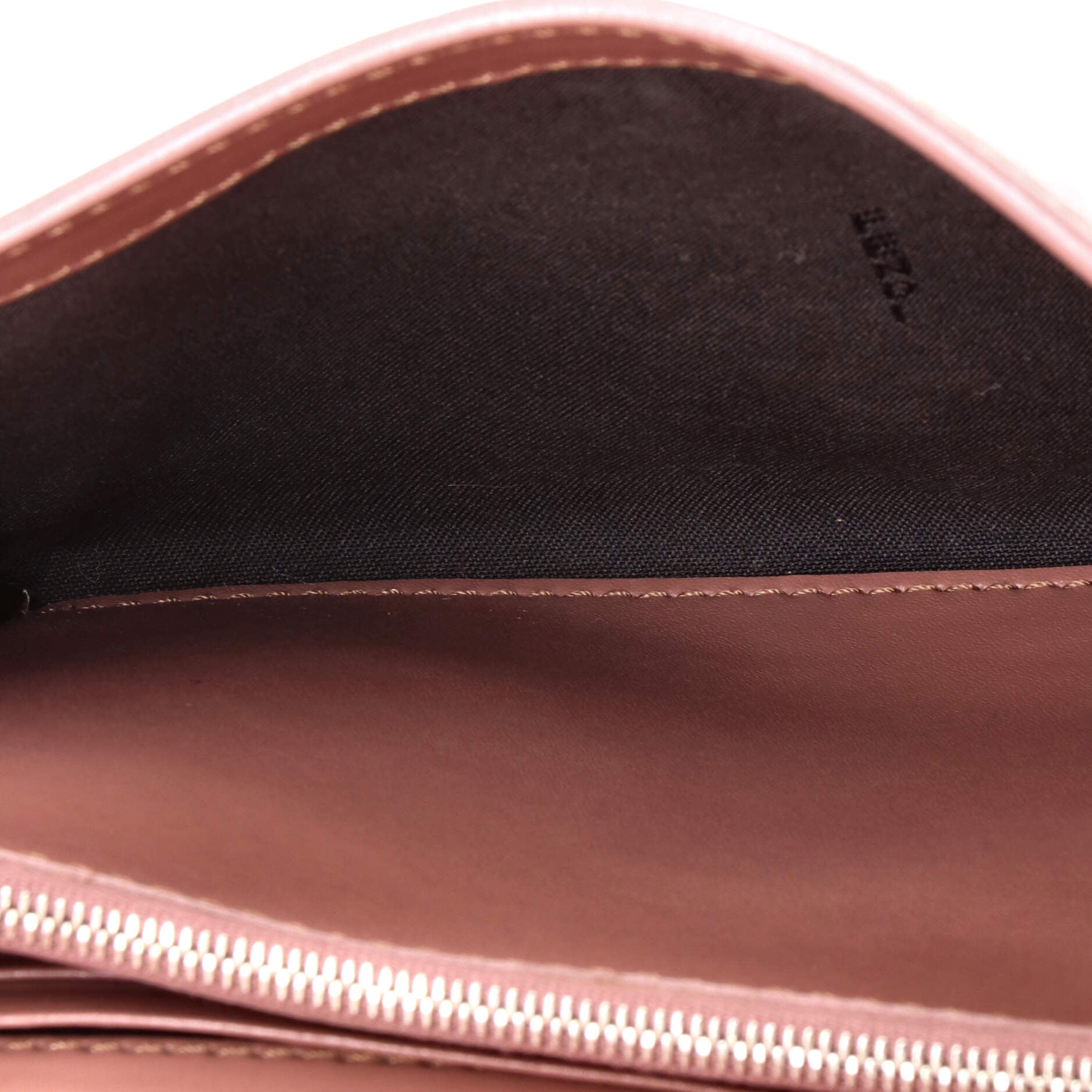 Kan I F Wallet on Chain Leather
