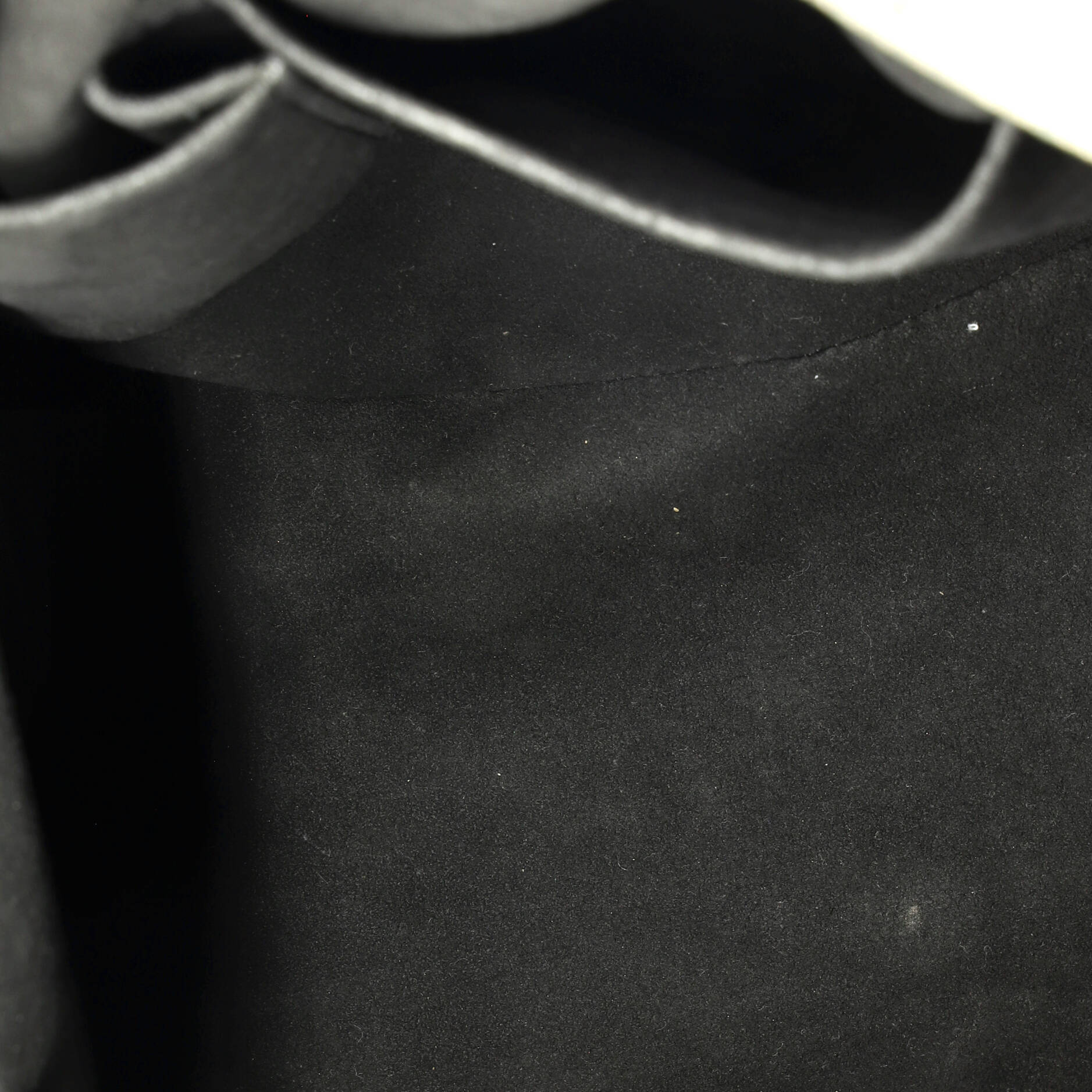 XS Crossbody Bag Mahina Leather