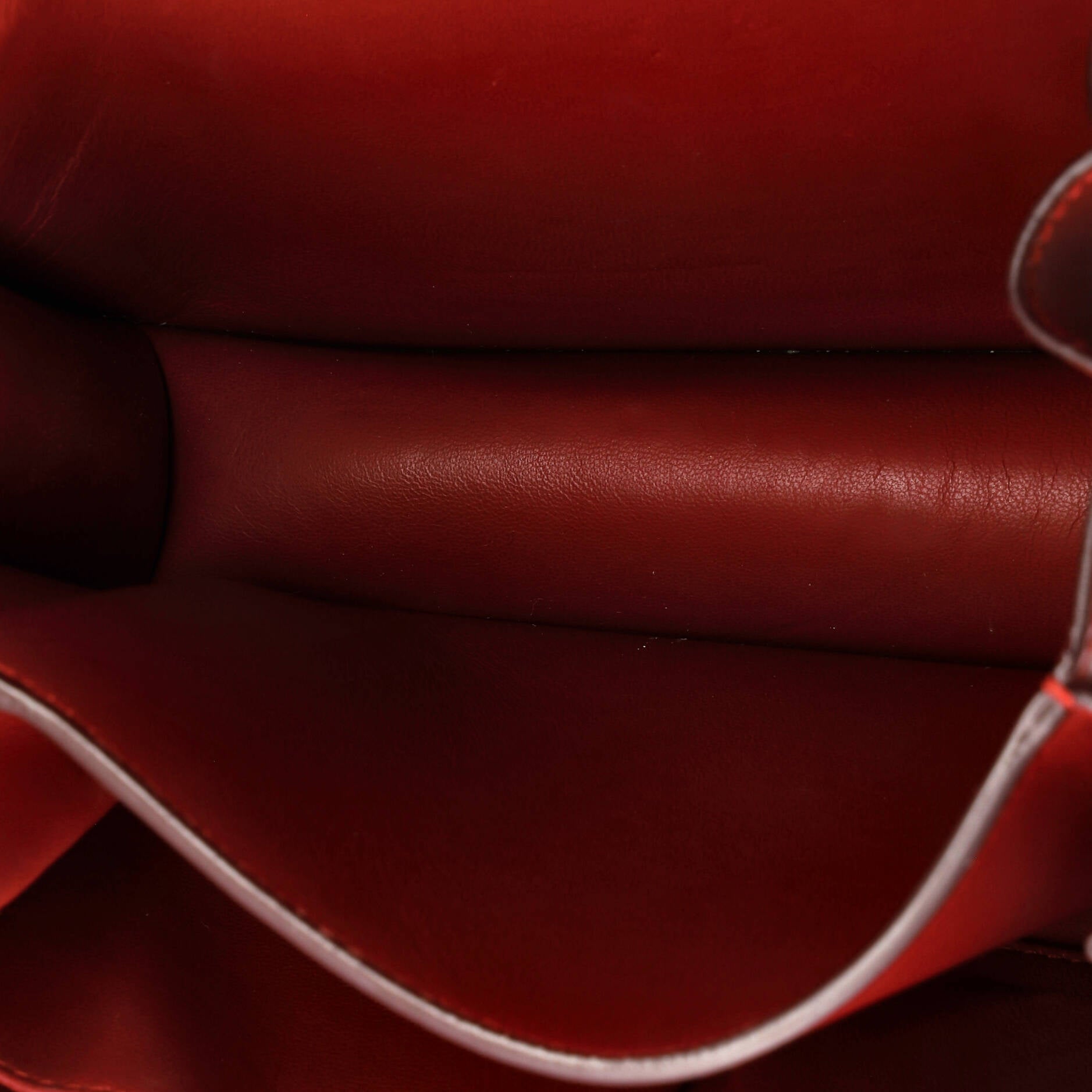 Classic Box Bag Smooth Leather Medium