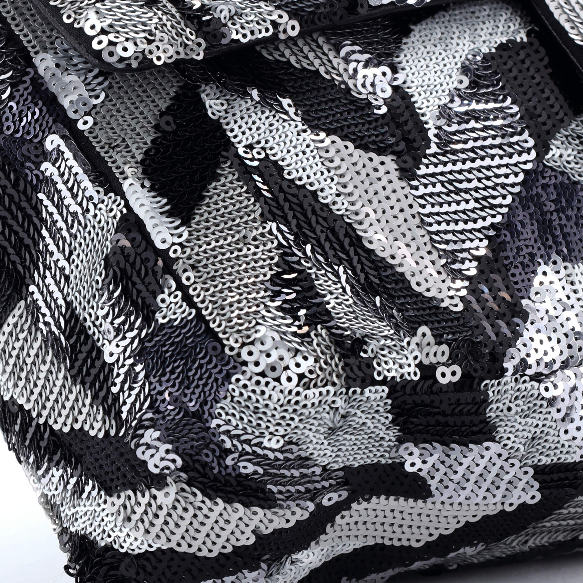 CC Chain Flap Bag Sequins Medium