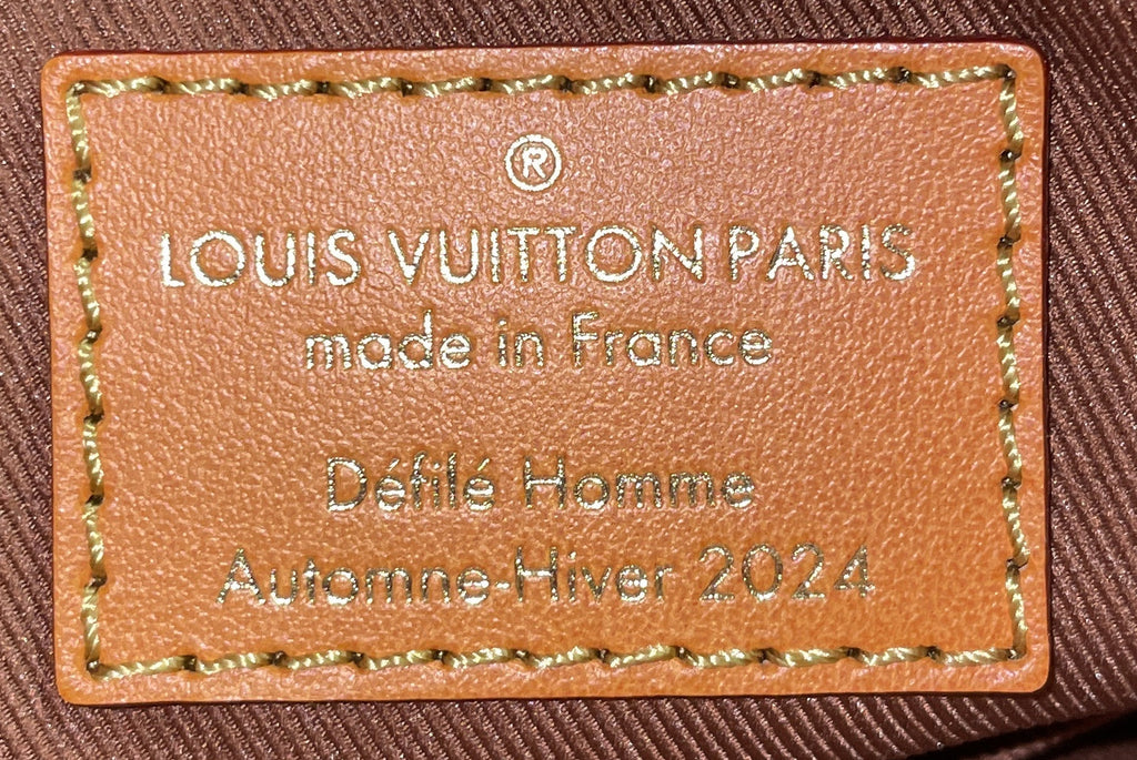 Pochette Accessoires NM Monogram Dust Leather XL