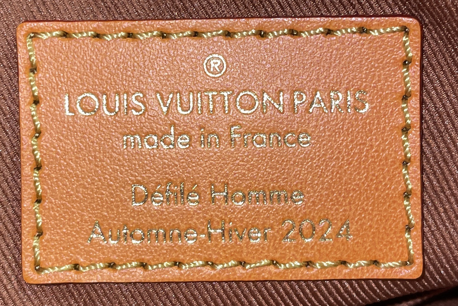 Pochette Accessoires NM Monogram Dust Leather XL