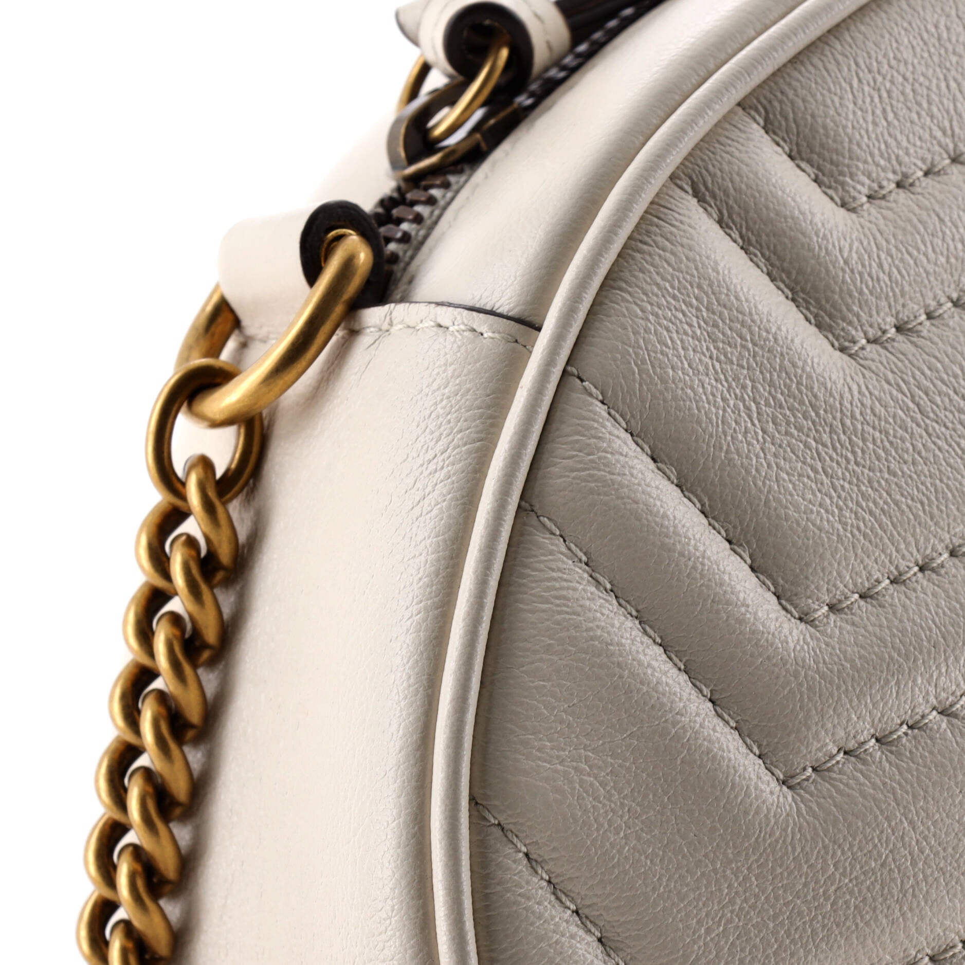 GG Marmont Round Shoulder Bag Matelasse Leather Mini