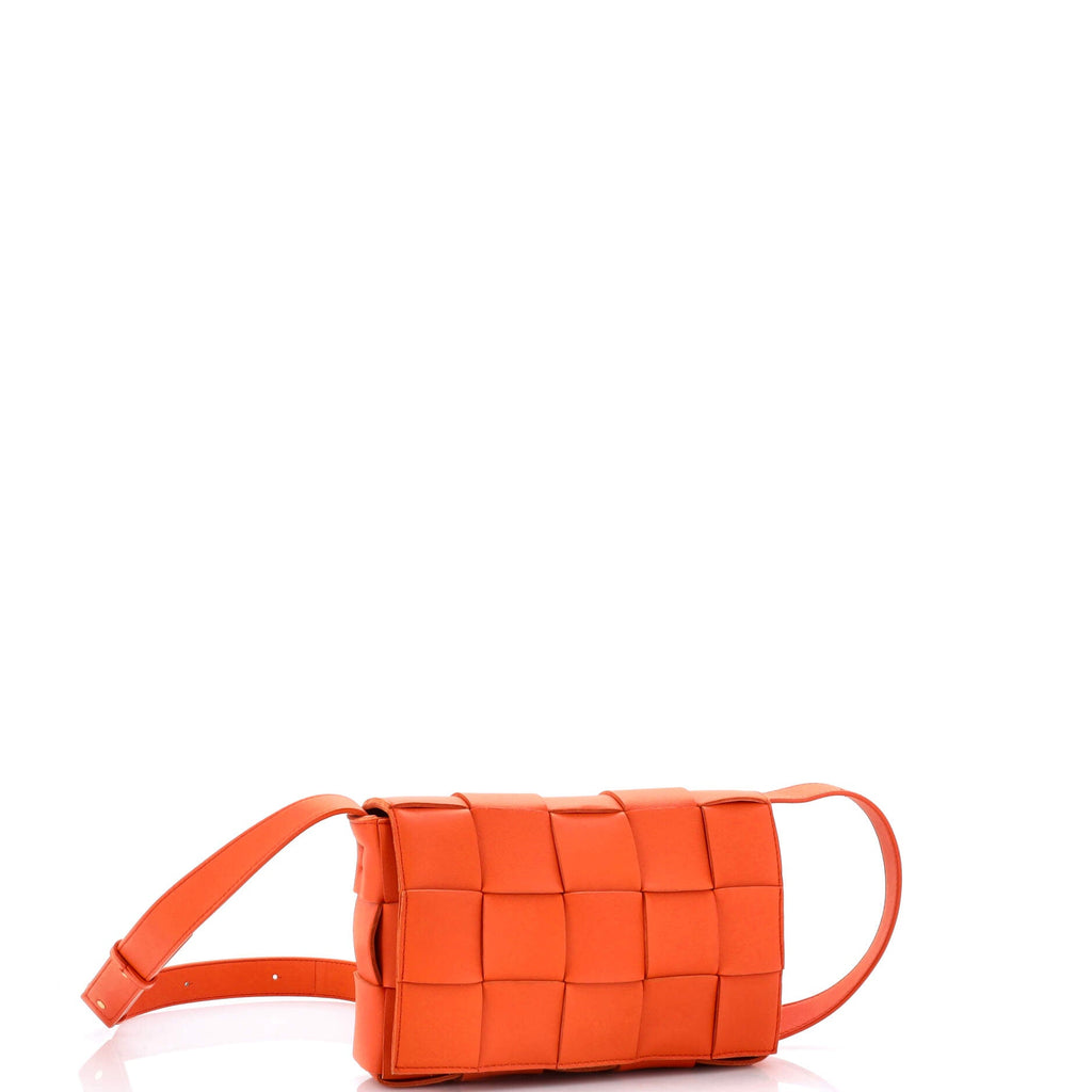 Cassette Crossbody Bag Maxi Intrecciato Leather Small