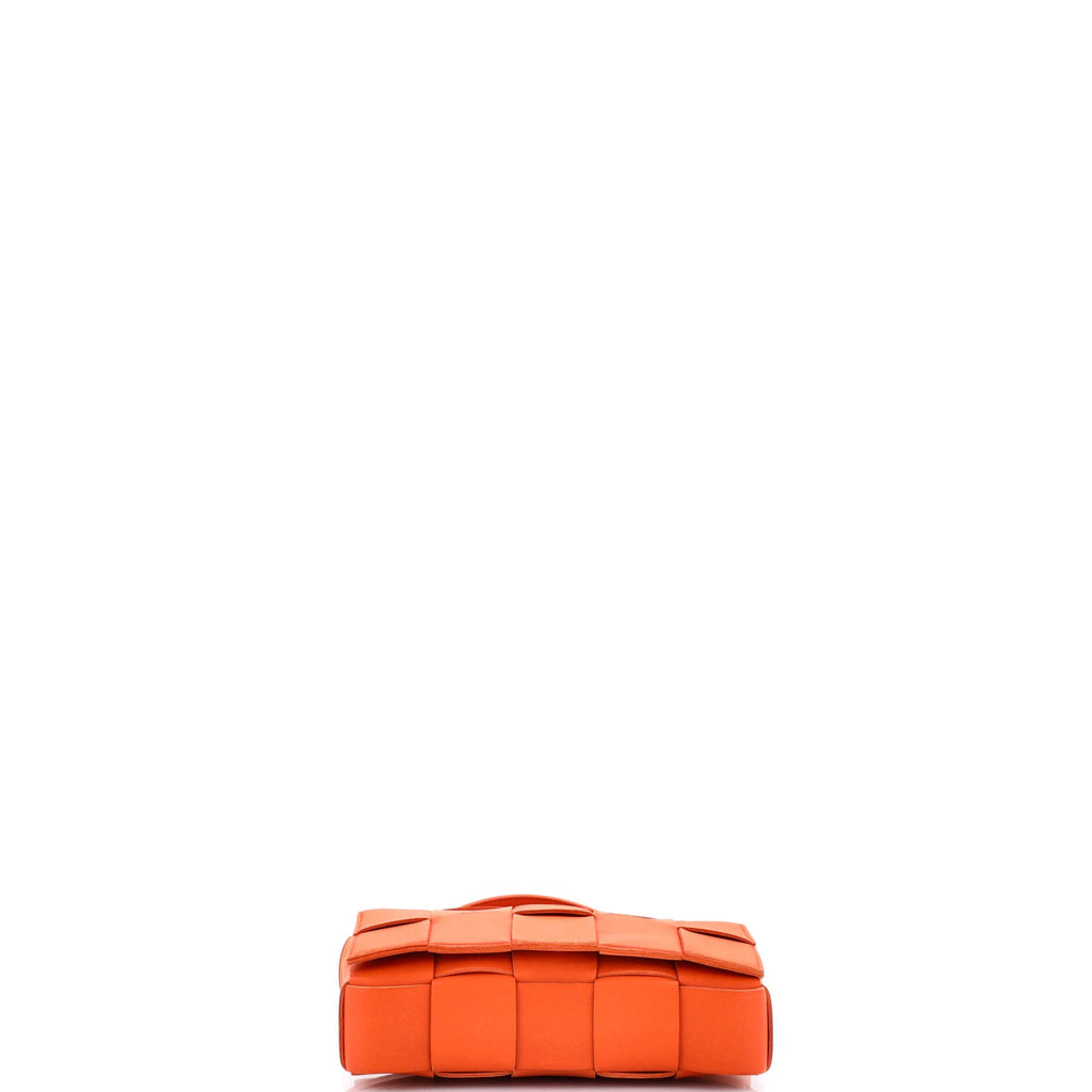 Cassette Crossbody Bag Maxi Intrecciato Leather Small