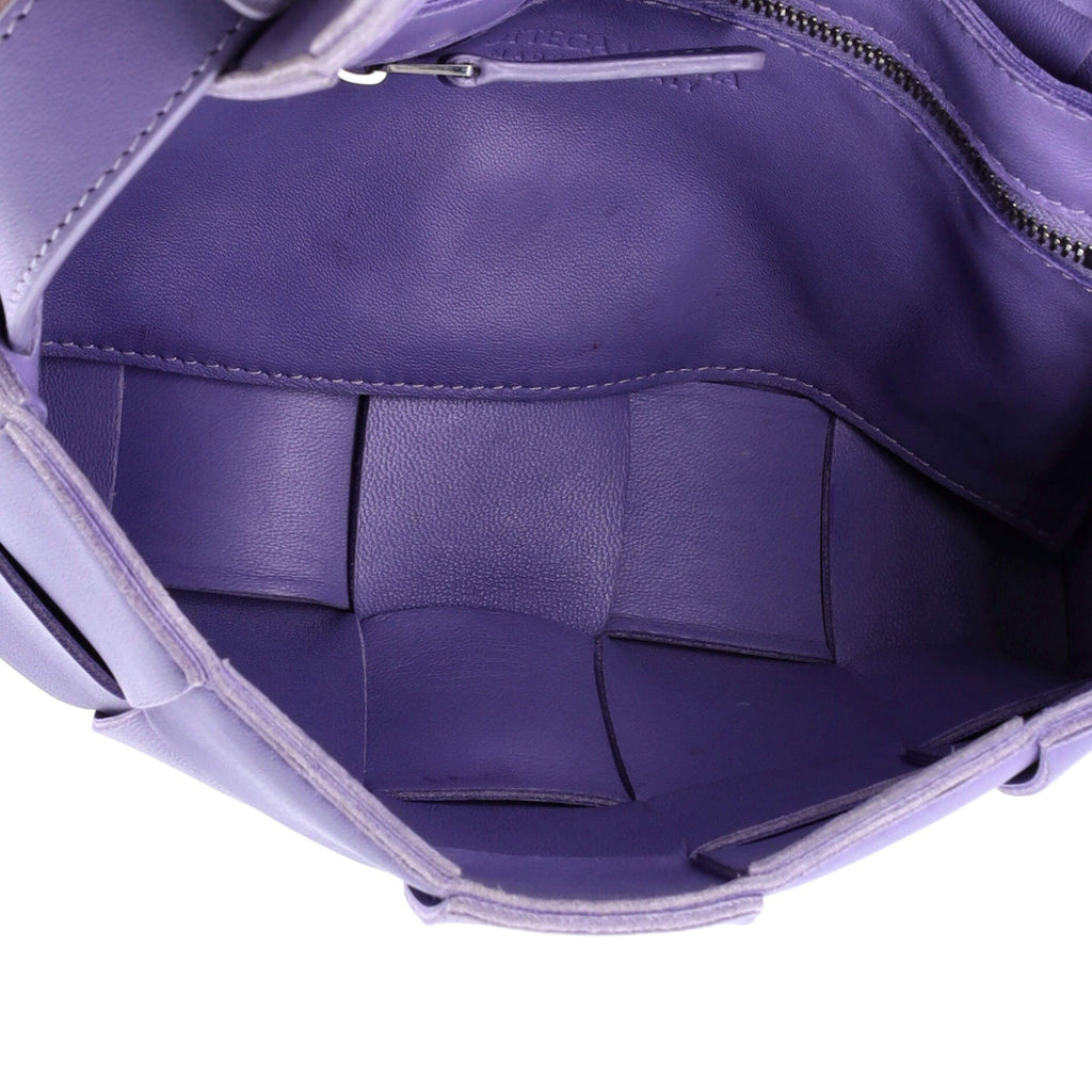 Cassette Crossbody Bag Maxi Intrecciato Leather Small