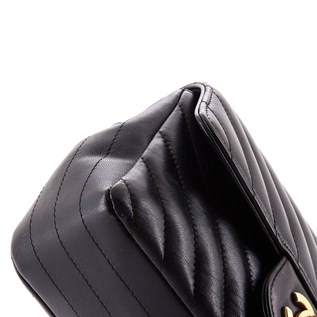Classic Single Flap Bag Chevron Lambskin Mini