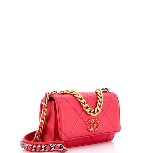19 Wallet on Chain Quilted Lambskin