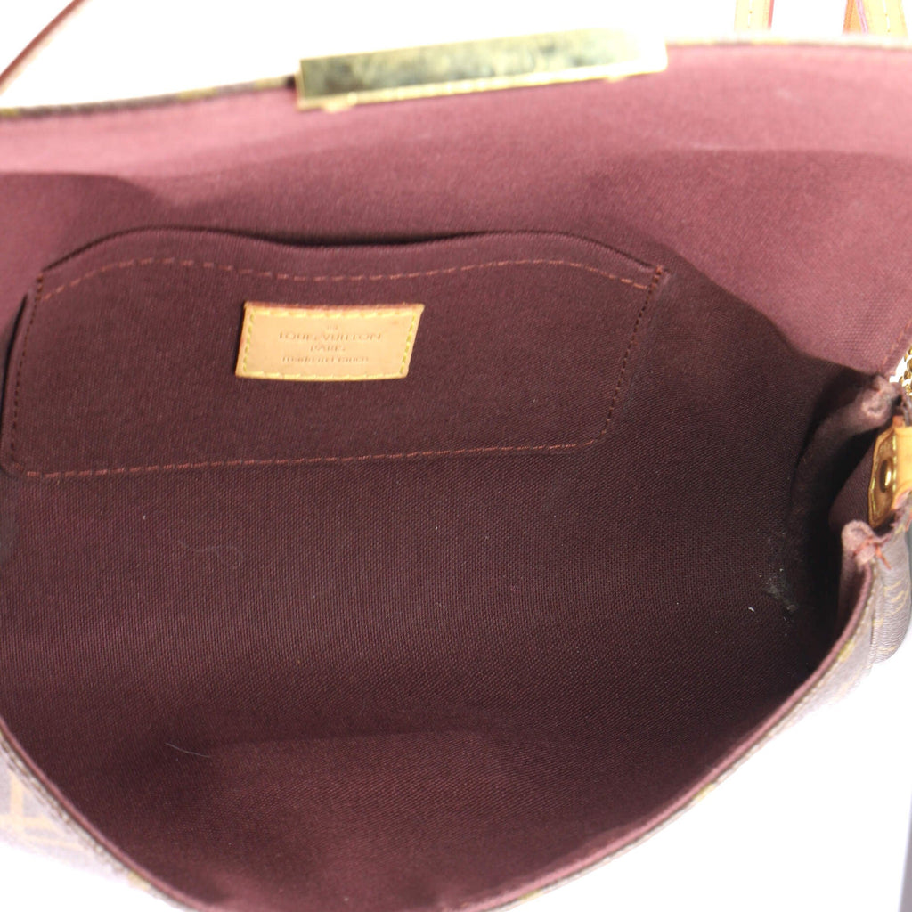 Favorite Handbag Monogram Canvas MM