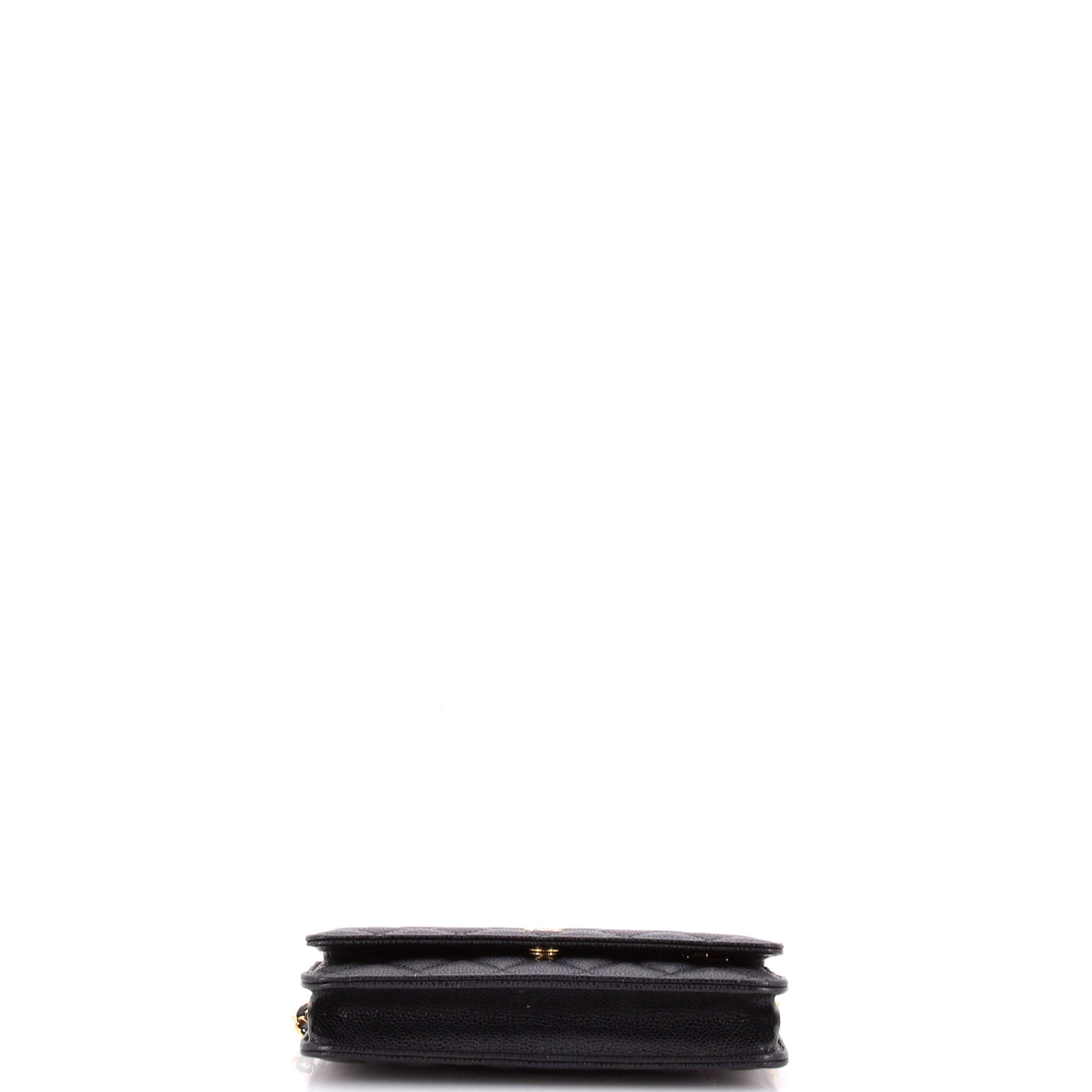 Wallet on Chain Quilted Caviar