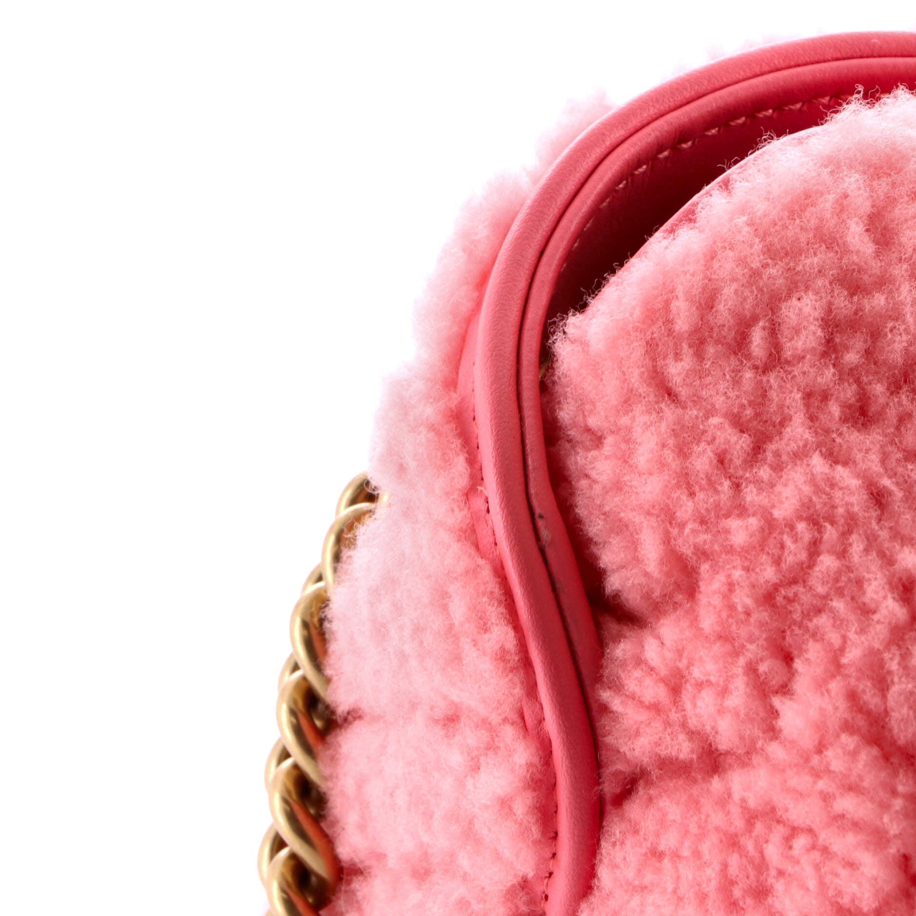 GG Marmont Flap Bag Matelasse Shearling Small