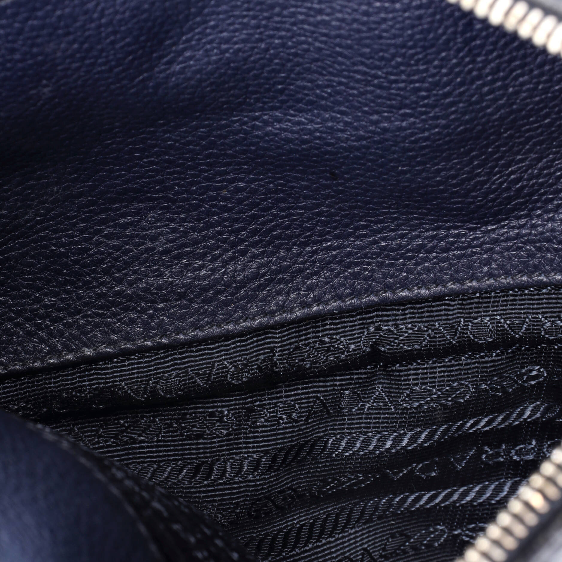 Flat Zip Crossbody Bag Vitello Daino Mini