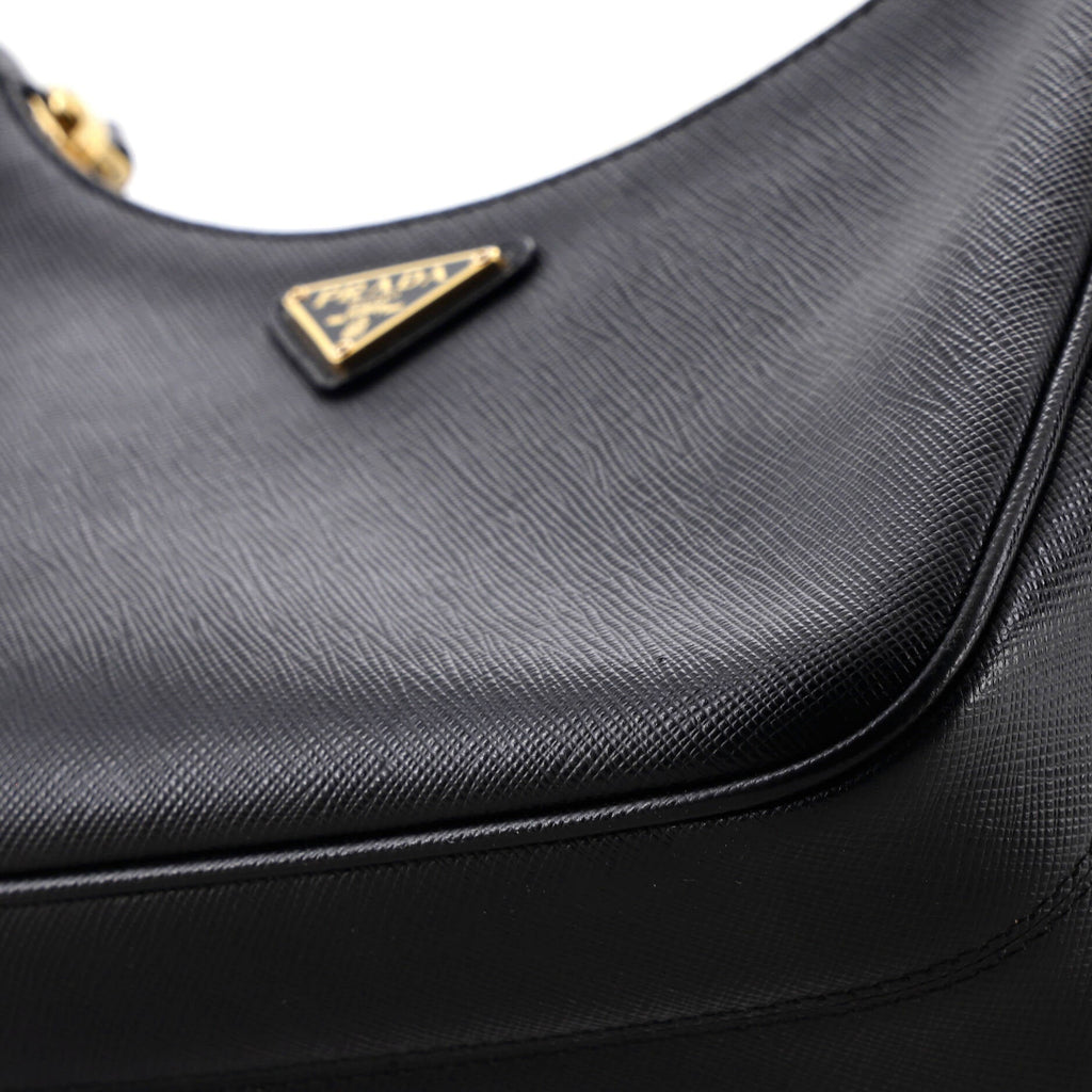 Re-Edition 2005 Shoulder Bag Saffiano Leather Small