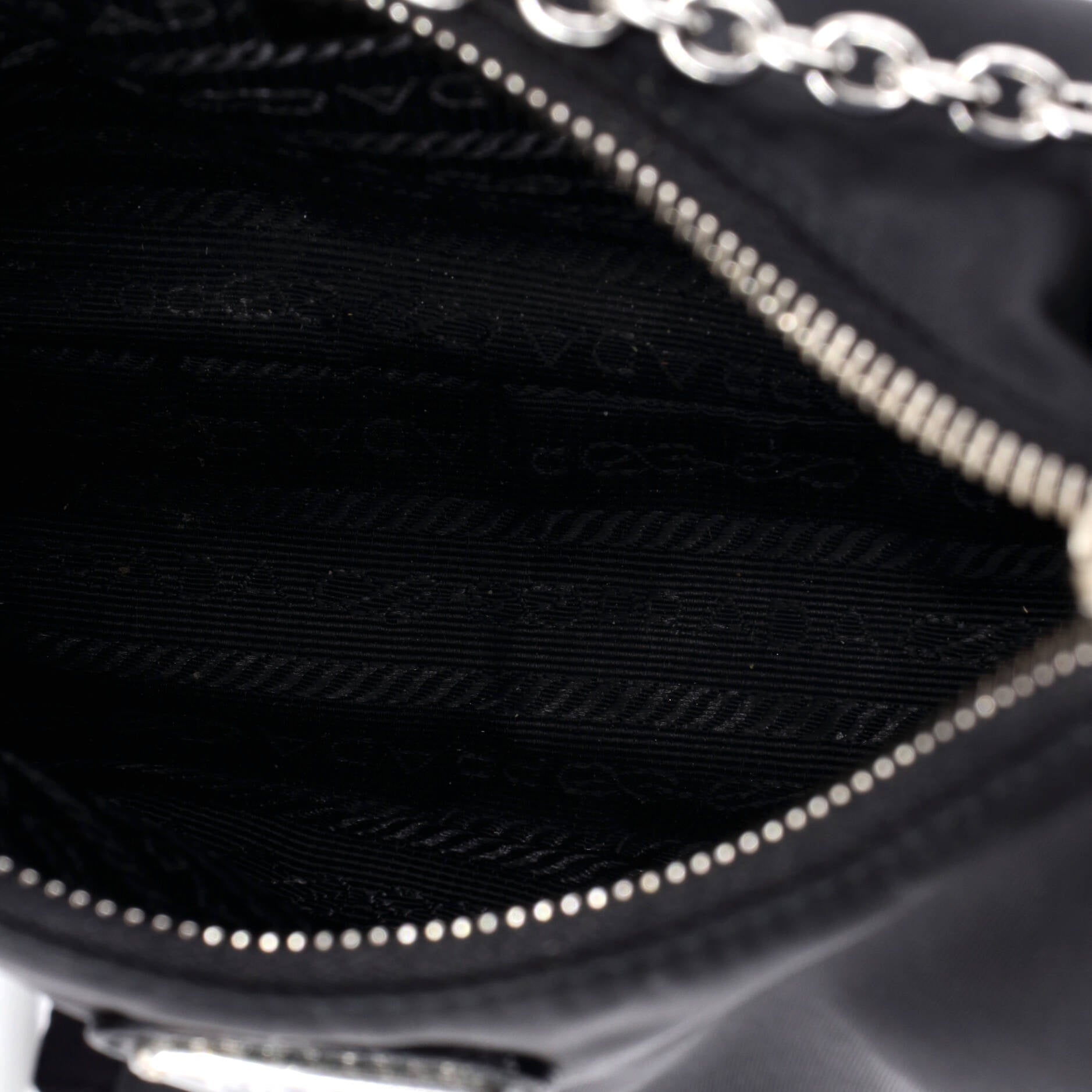 Re-Edition 2005 Shoulder Bag Tessuto Small