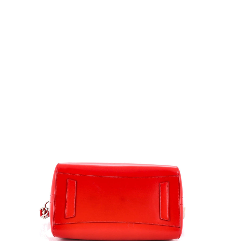 Antigona Bag Leather Medium