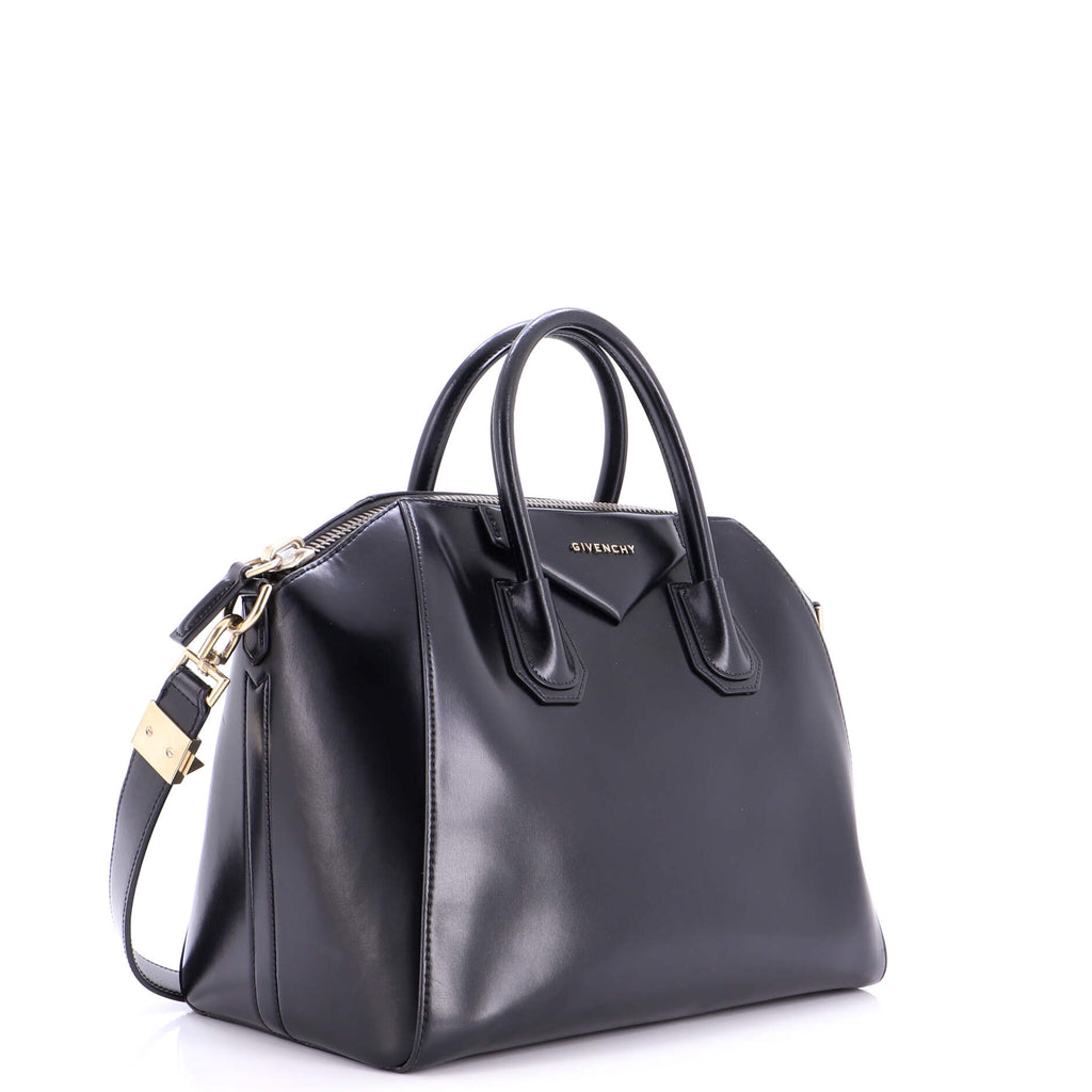 Antigona Bag Glazed Leather Medium