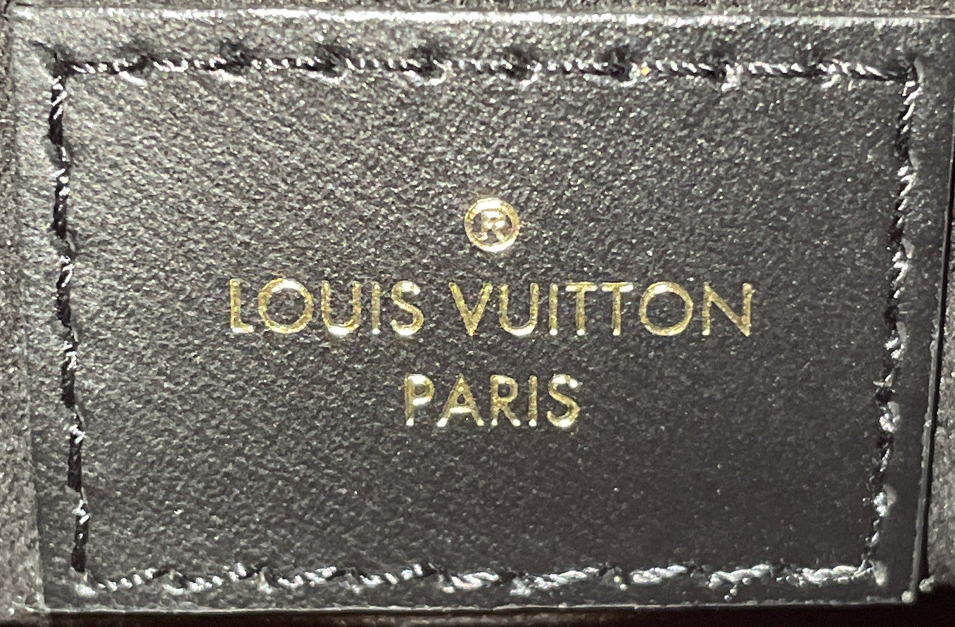 Pochette Metis Reverse Monogram Canvas