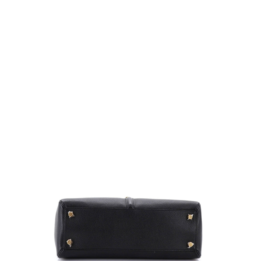 16 Top Handle Bag Grained Calfskin Medium