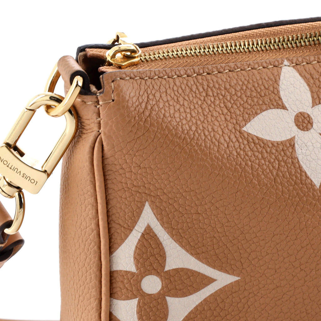 Multi Pochette Accessoires Bicolor Monogram Empreinte Giant