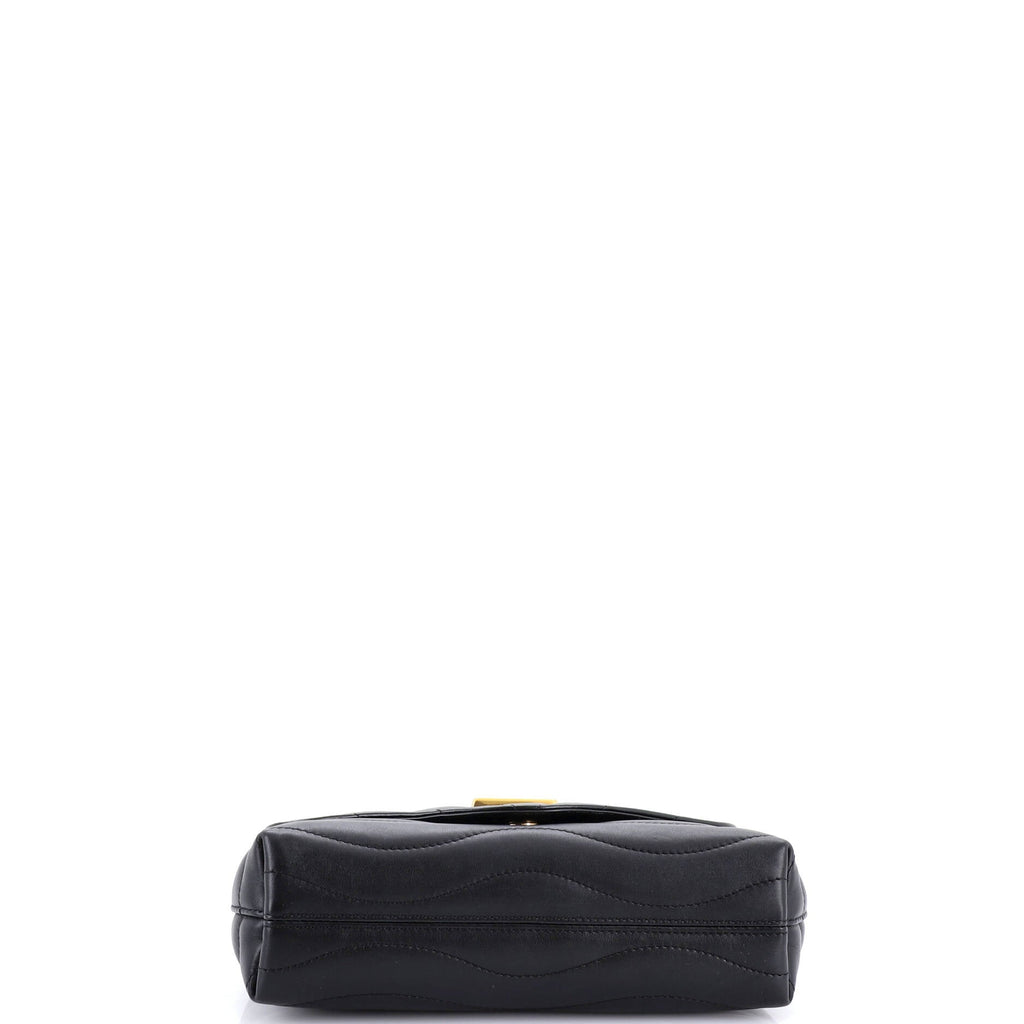 New Wave Chain Bag NM Quilted Leather MM
