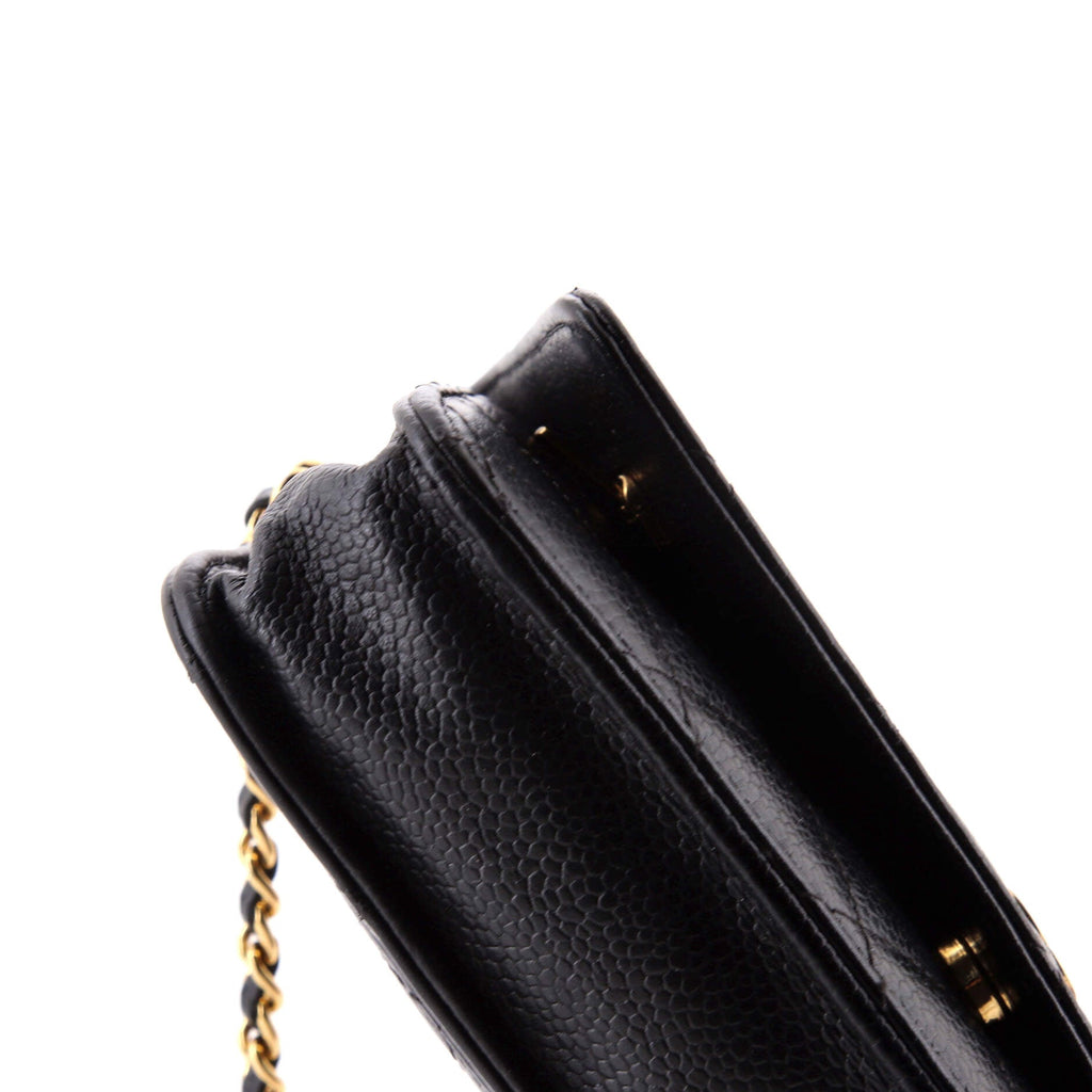 Wallet on Chain Quilted Caviar