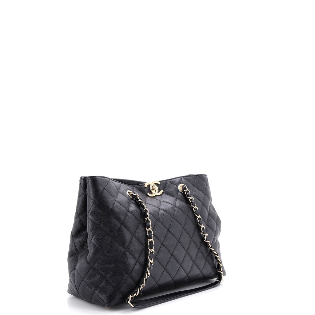 Classic CC Shopping Tote Quilted Caviar Medium