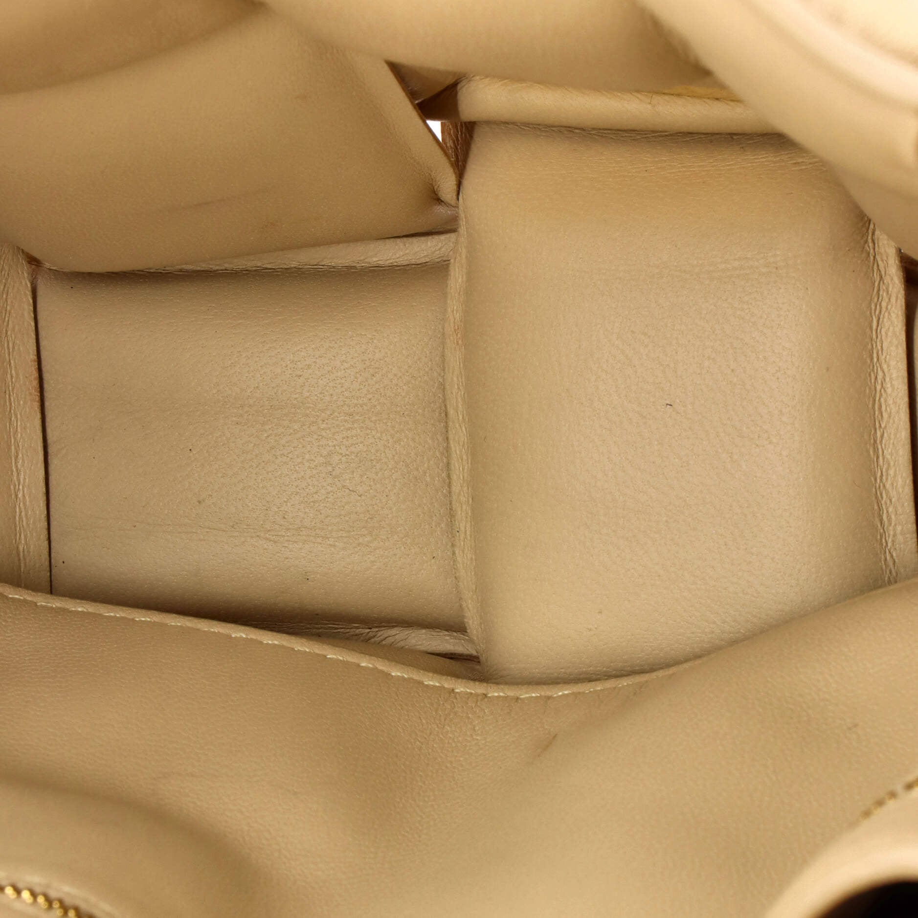 Cassette Chain Crossbody Bag Padded Maxi Intrecciato Leather