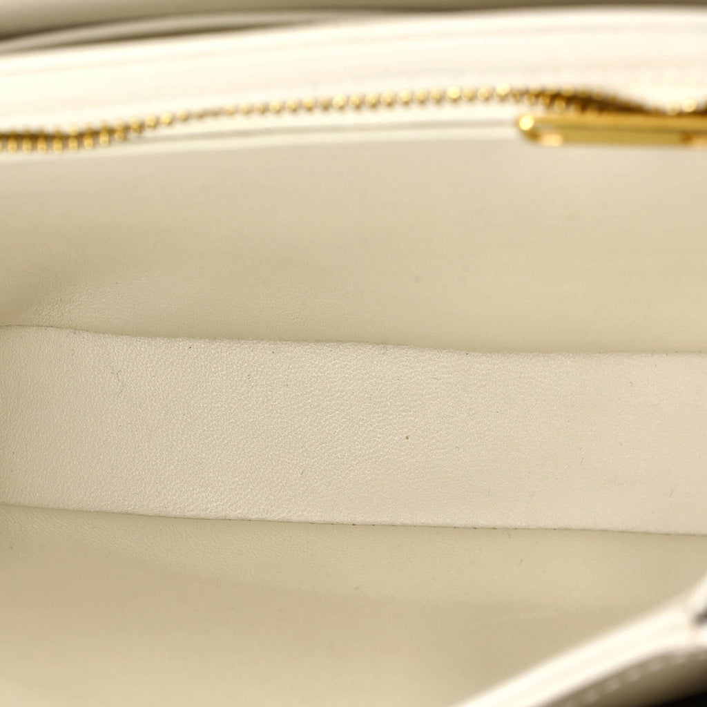 Triomphe Besace Clea Chain Flap Bag Leather