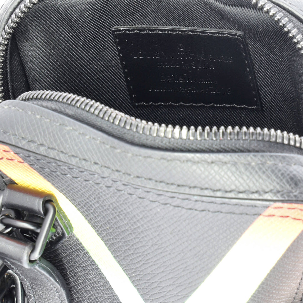 Danube Messenger Bag Rainbow Taiga Leather