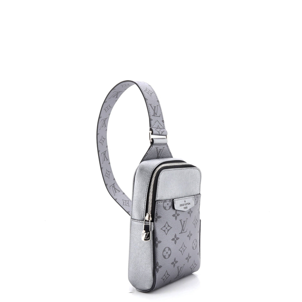 Outdoor Slingbag Monogram Taigarama
