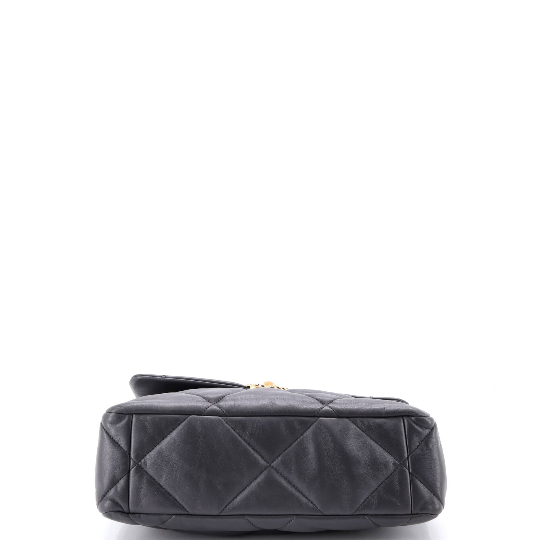 19 Flap Bag Quilted Leather Large