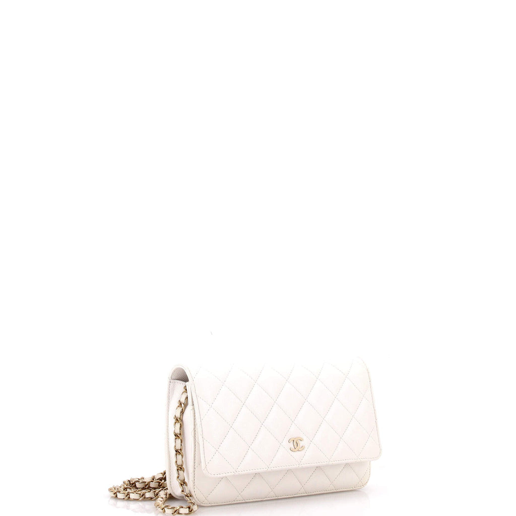Wallet on Chain Quilted Caviar