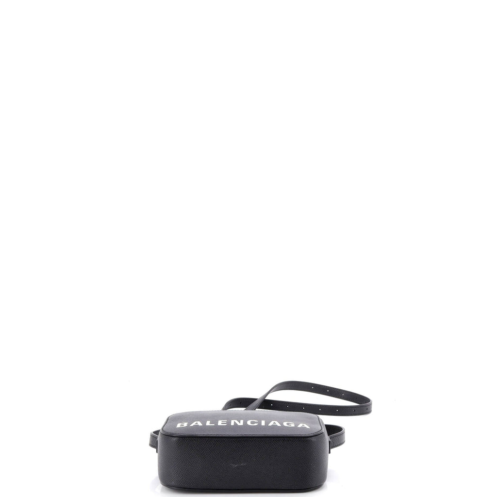 Logo Ville Camera Bag Leather XS