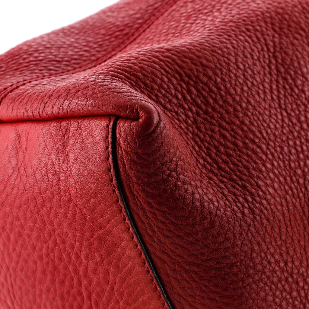 Soho Chain Strap Shoulder Bag Leather Medium