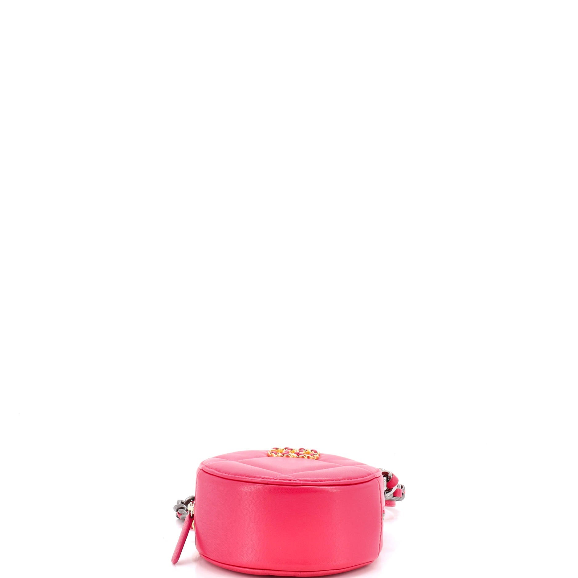 19 Round Clutch with Chain Quilted Leather