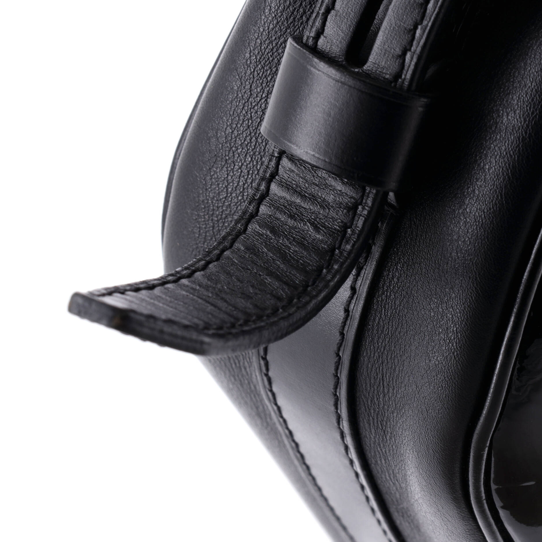 Boite Chapeau Souple Bag Monogram Vernis MM