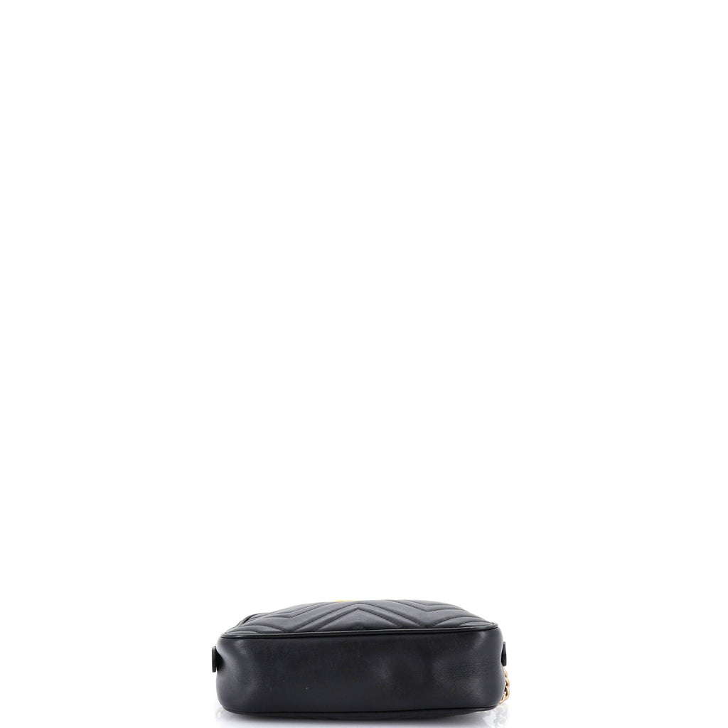 GG Marmont Shoulder Bag Matelasse Leather Small