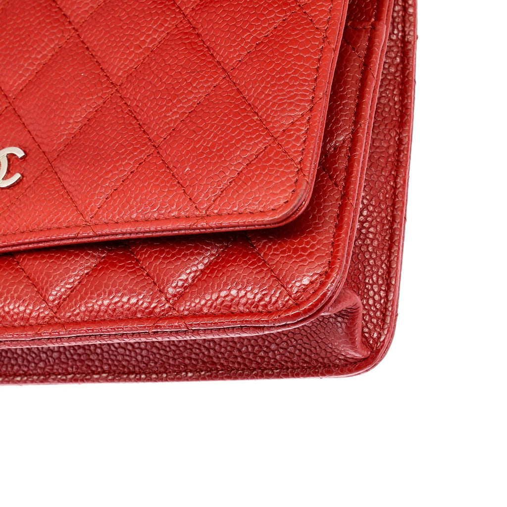 Wallet on Chain Quilted Caviar
